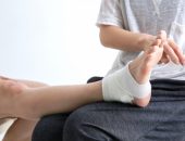 足首捻挫で内出血や痛みを早期に改善する方法