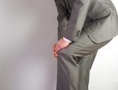 急な膝の痛み原因別応急処置４つのステップと８つの対処法